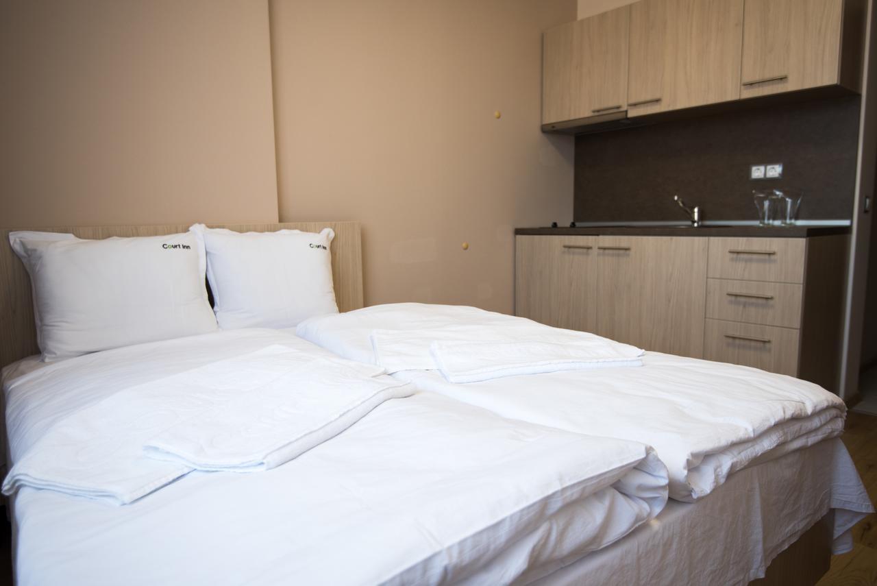 Court Inn Obsjtina Panagjurisjte Exteriör bild